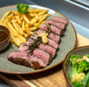 wagyu steak tenderloin rah nah lovina bali square